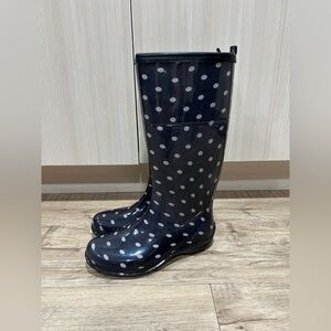 Kamik Polka Dot black and white Rain Boots garden farm country gardening water